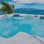 Skyline Penthouse *