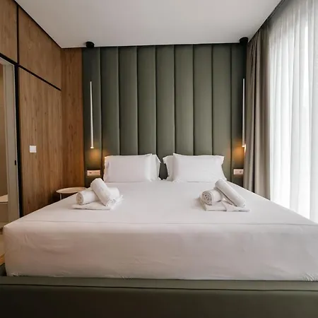 Skyline Penthouse * Sarandë