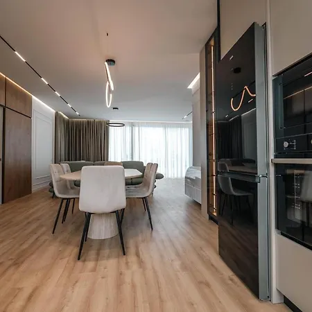 Skyline Penthouse Apartmán Sarandë
