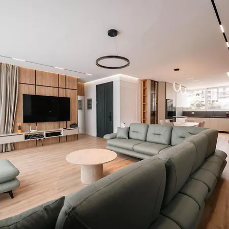 Skyline Penthouse Apartament
