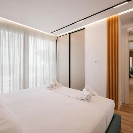 Apartament Skyline Penthouse Saranda