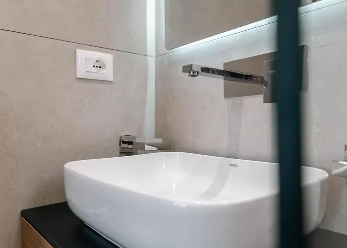 Skyline Penthouse Apartament Saranda
