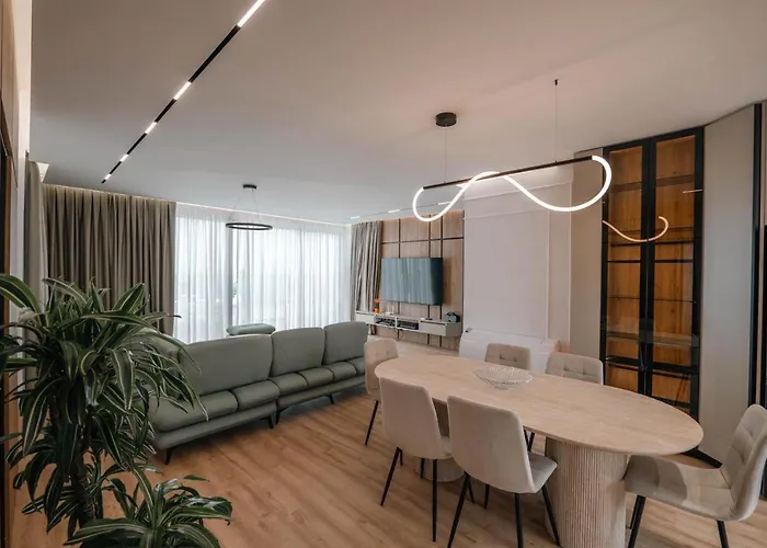 Skyline Penthouse