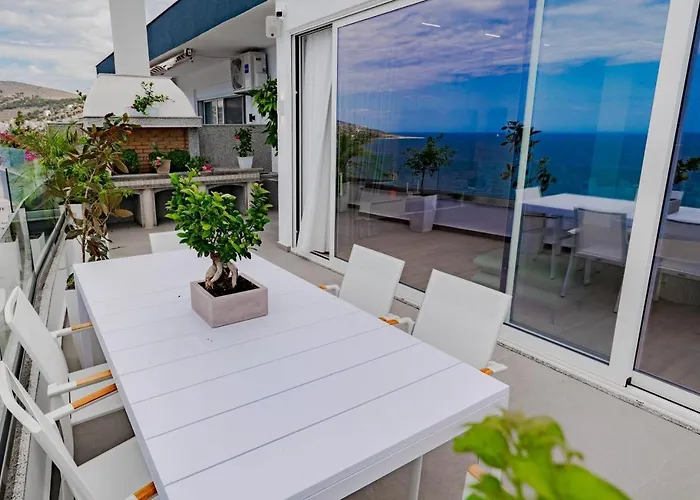 Apartament Skyline Penthouse Saranda