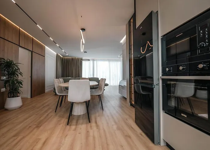 Skyline Penthouse Apartament Saranda